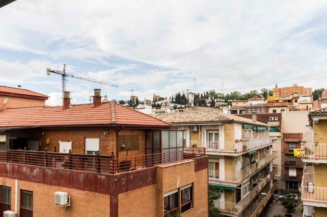 Apartamento Paseo Del Salon Granada Exterior photo